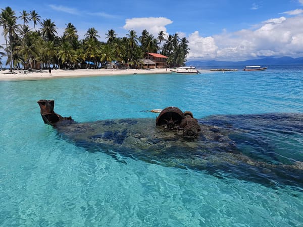 Hospedaje en Isla Perro – San Blas